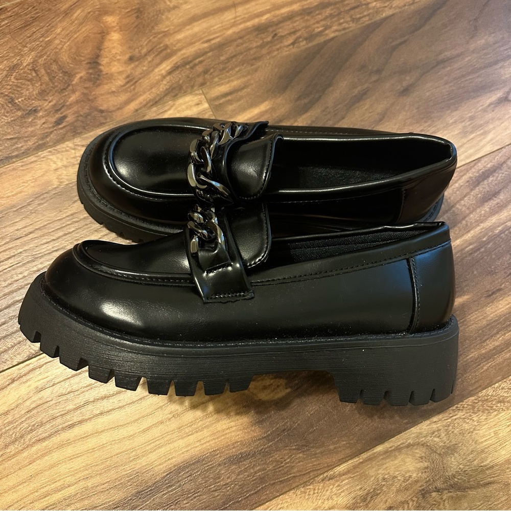 Shein Black Chain Linked Loafers